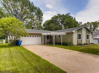 2725 Chisholm Ave, North Saint Paul, MN 55109