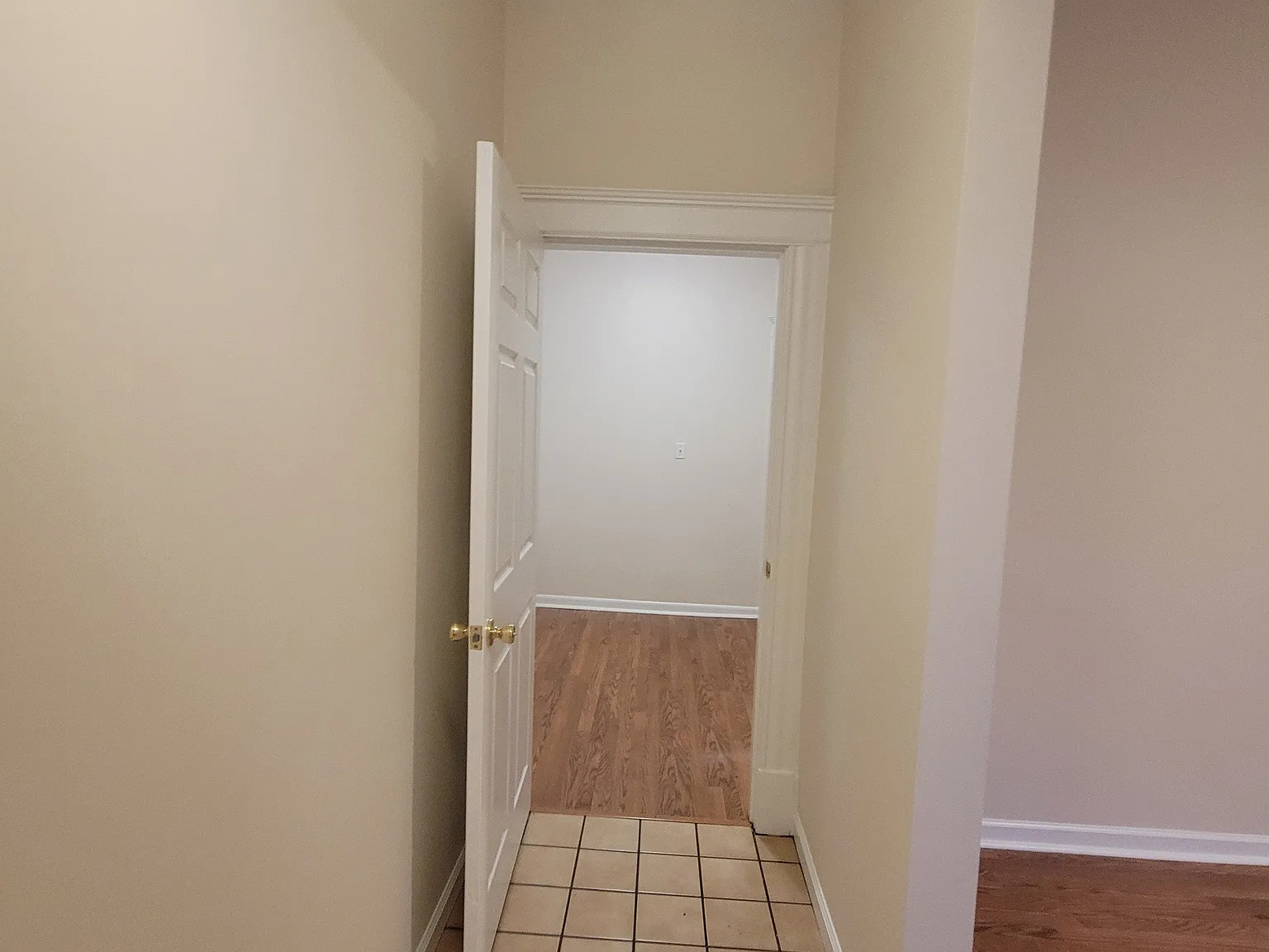 2 bed, 1300 sqft, $1,650 — Photo 2