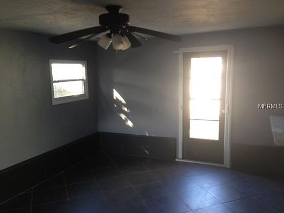 4th image of 3030 Astral Ln