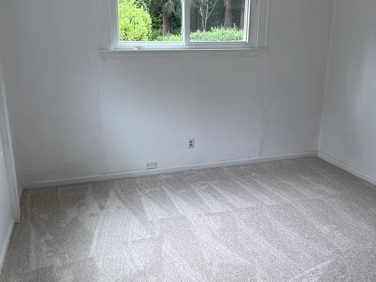 Upper Preston Rd SE — Photo 9