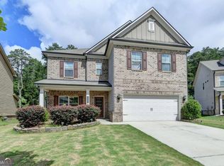 1986 Holman Forest Dr, Hoschton, GA 30548