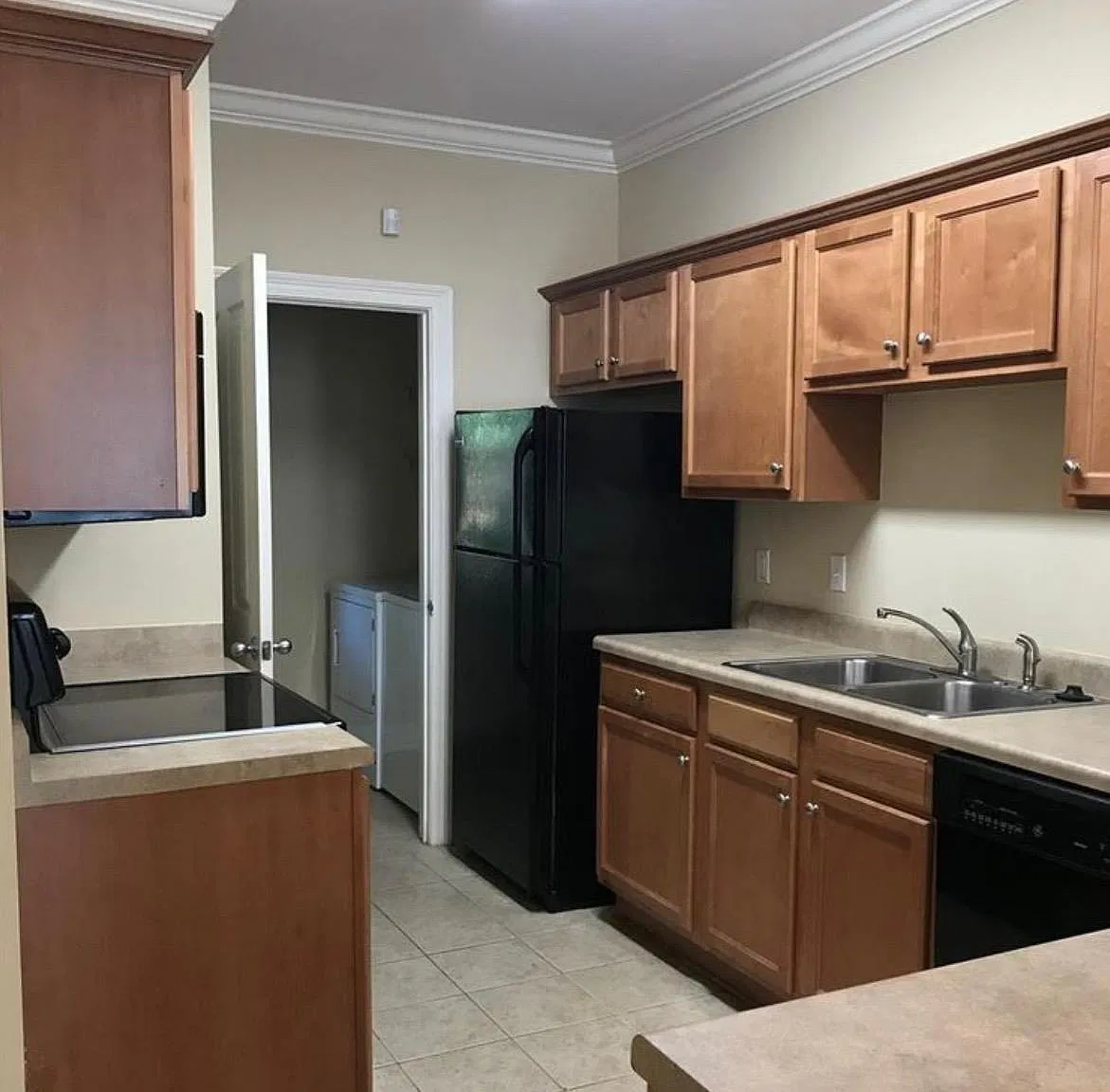 3 bed, 1555 sqft, $1,650 — Photo 4