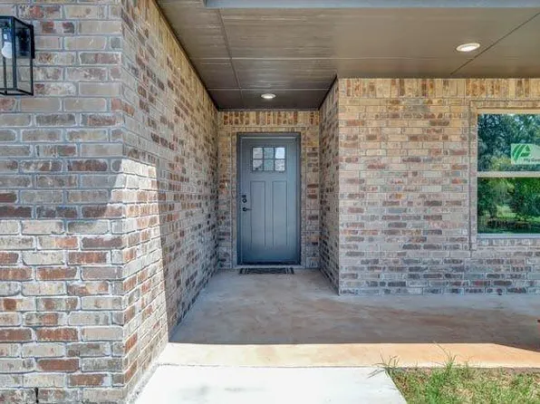 3307 Pondridge Rd, Chickasha, OK 73018