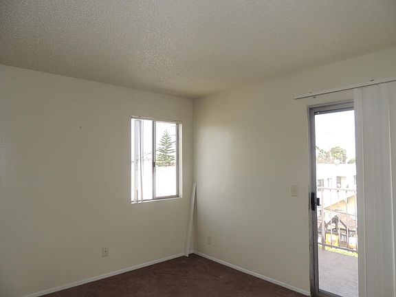 2nd image of 1821 E 6th St APT 6
