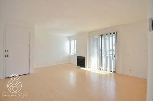 1727 Glendon Ave #104 Photo 1 1727 Glendon Ave #104 Photo 1