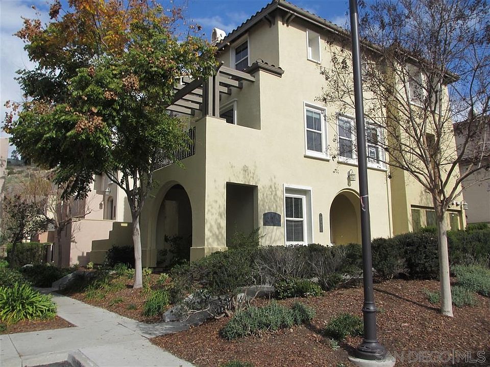 1st image of 2120 Silverado St