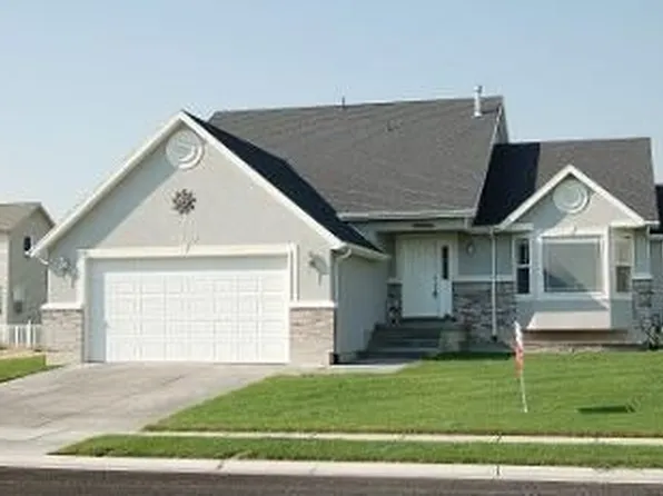 4640 W 5750 S, Hooper, UT 84315