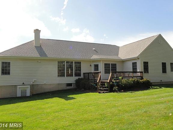 3rd image of 53 Menlough Dr