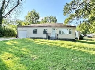 1210 Nectar Dr, Saint Louis, MO 63137