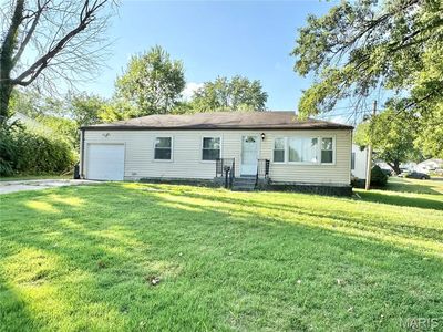 1210 Nectar Dr, Saint Louis, MO, 63137