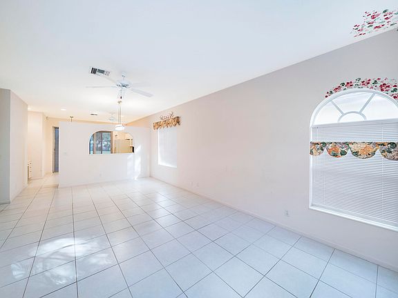 4th image of 8227 Brindisi Ln