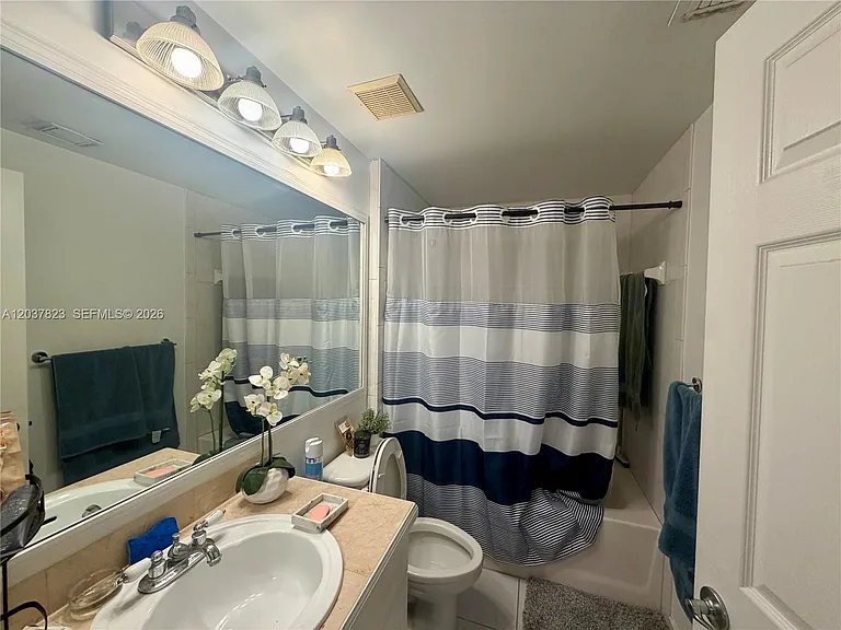 6861 SW 44th St #205 — Photo 11