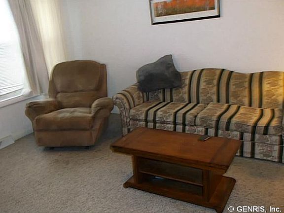 5th image of 8 Seminole Ave