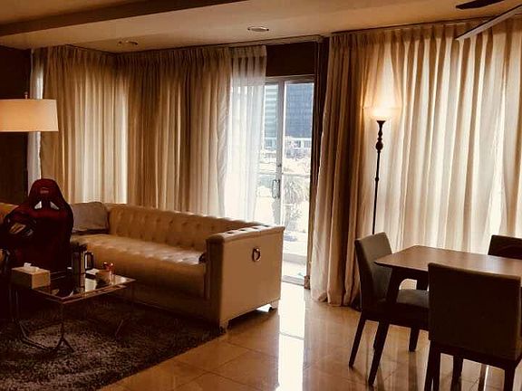 4th image of 702 S Serrano Ave APT 503
