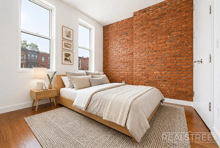 890 Jefferson Ave #2L — Photo 6