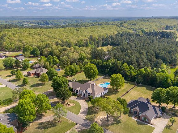 5th image of 3290 Marlsgate Dr