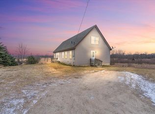 3050 Steinacker Rd, Howell, MI 48855