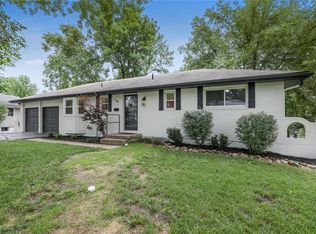 129 SE Moore St, Blue Springs, MO 64014