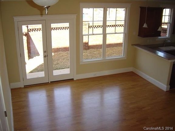 4th image of 325 Landers Way