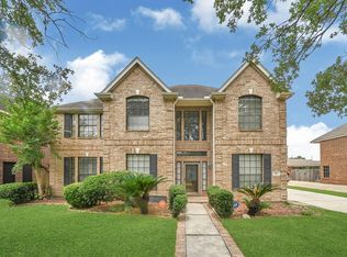 323 Cascade Pines Dr, Houston, TX 77049