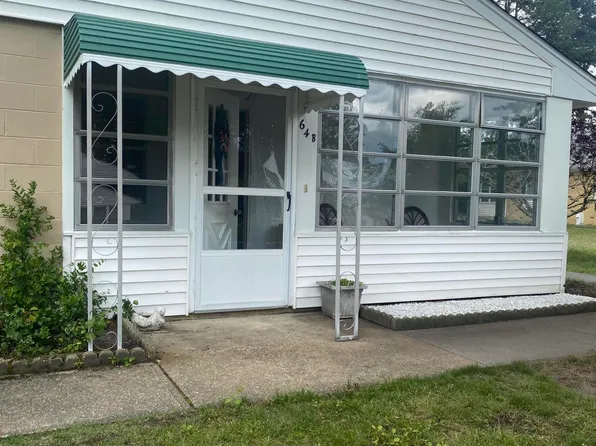 64 B Kennedy Drive, Manchester, NJ 08759