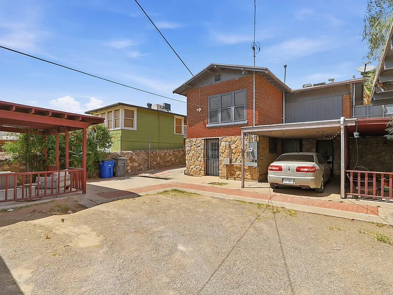 4410 Trowbridge Dr #A — Photo 22