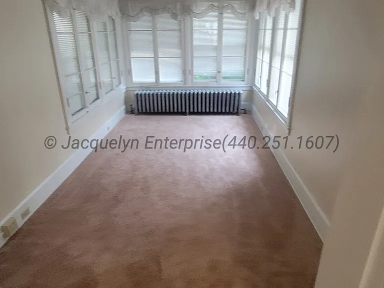 927 Bunker Hill Rd — Photo 4