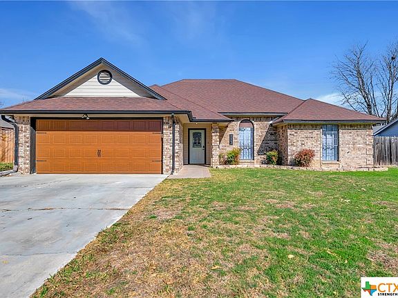 2nd image of 113 Nancy Dr