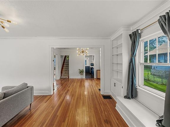 3rd image of 5715 Virginia Ave