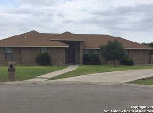 108 Miguel Angels Ct, Del Rio, TX 78840