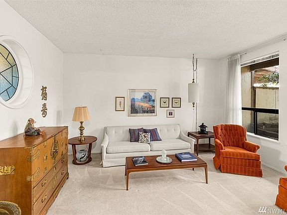 5th image of 8605 Onyx Dr SW