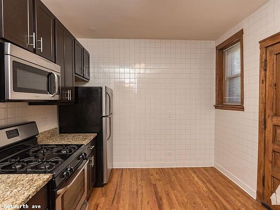 2nd image of 3546 N Bosworth Ave #1612