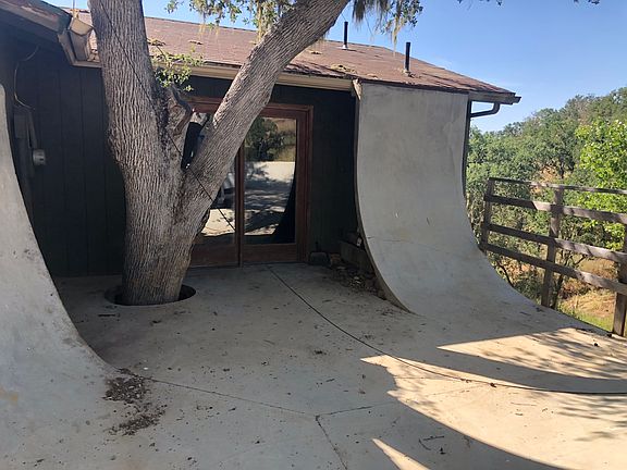 3rd image of 8305 Nacimiento Lake Dr