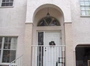 10914 NW 12th Dr, Plantation, FL 33322