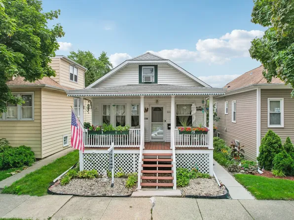 3741 N Osceola Ave, Chicago, IL 60634
