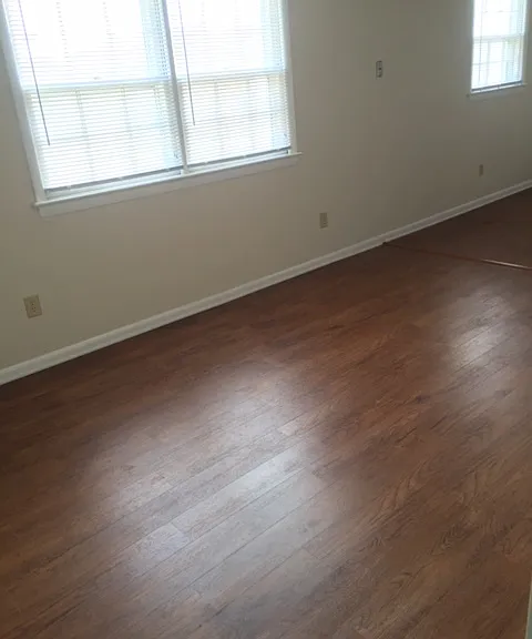 855 W Ocean View Ave — Photo 2