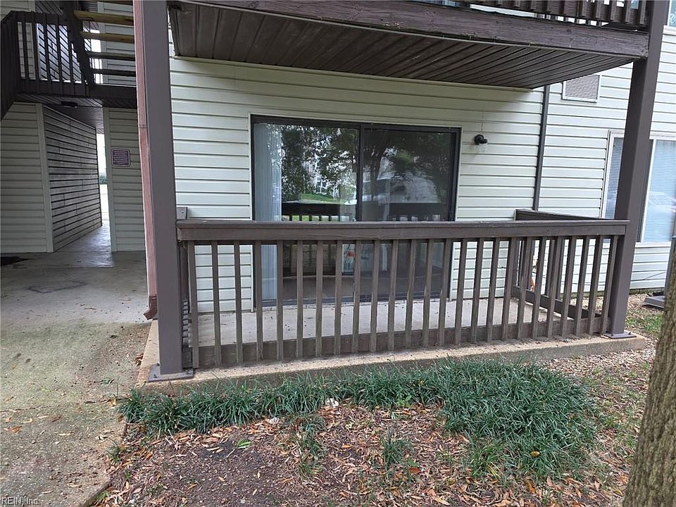 1st image of 79 Wells Ct #2