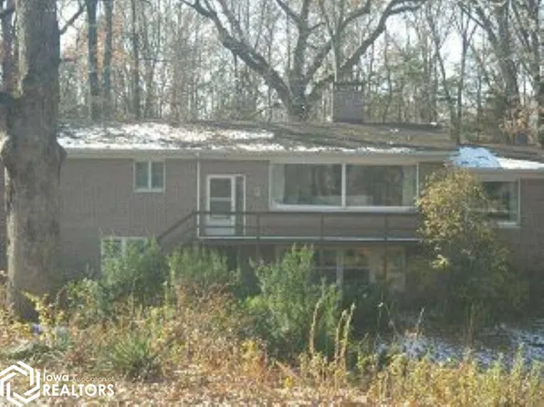 11862 44th St, Burlington, IA 52601