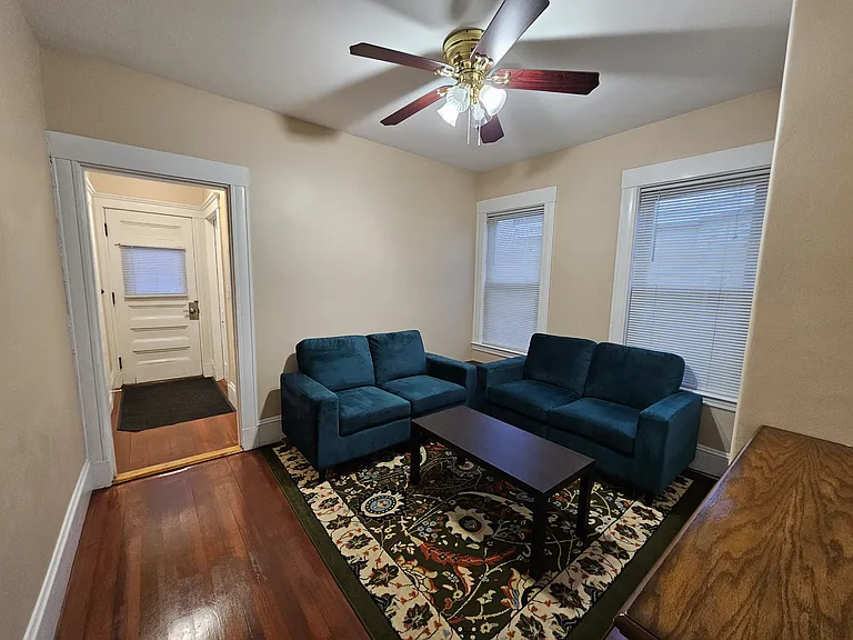 15 New Hampshire Ave #3 — Photo 4