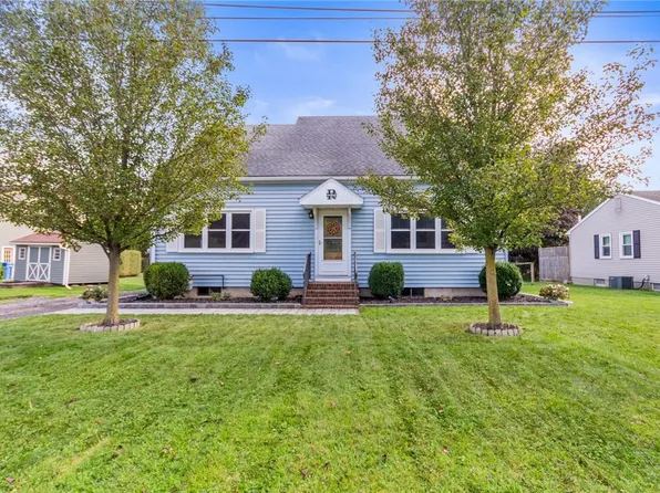 5744 Wood Ln, Newark, NY 14513