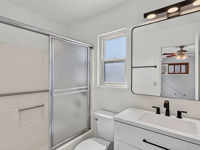 2372 Apple Tree Dr — Photo 10
