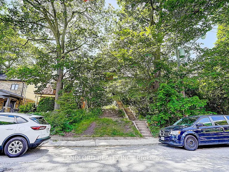 92 Neville Park Blvd #UPPER — Photo 1