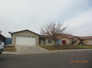 1262 Toluca Way, Madera, CA 93638