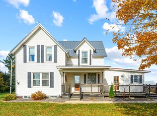 8212 98th St, Wyoming, IA 52362