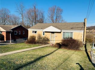 3583 Wallace Dr, Pittsburgh, PA 15227