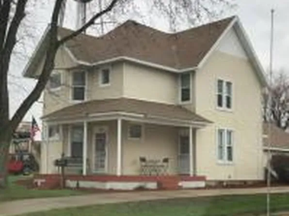 209 West Main Street, Waunakee, WI 53597