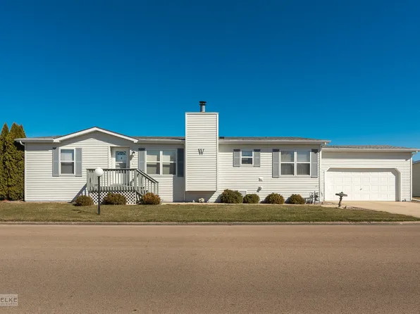 234 Meadowlark Ln, Sandwich, IL 60548