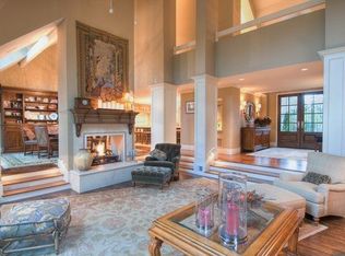 145 Fallenleaf Dr, Hillsborough, CA 94010