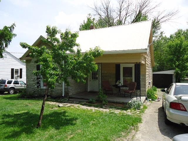 2nd image of 157 Maple Ave