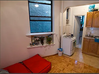 Rented by Warren T Real Estate Corp.